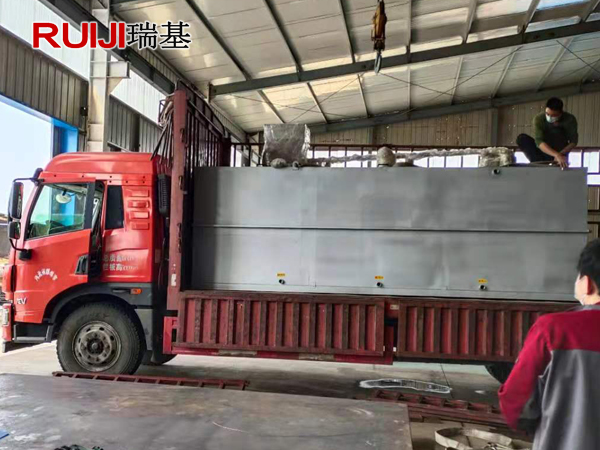5000L PAM全自動(dòng)加藥裝置發(fā)貨至湖北.jpg